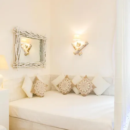 Charming Colosseo Apartment *