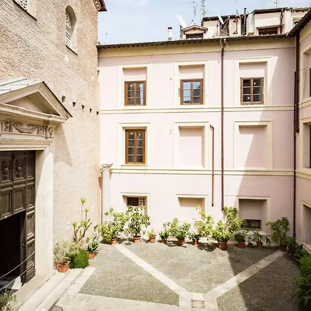 Charming Colosseo